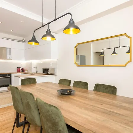 Tan Luxury In Center 78m2 Apartment Athens