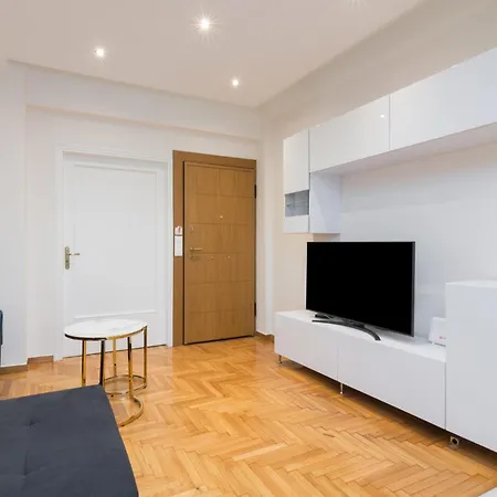 Tan Luxury In Center 78m2 Apartment Athens