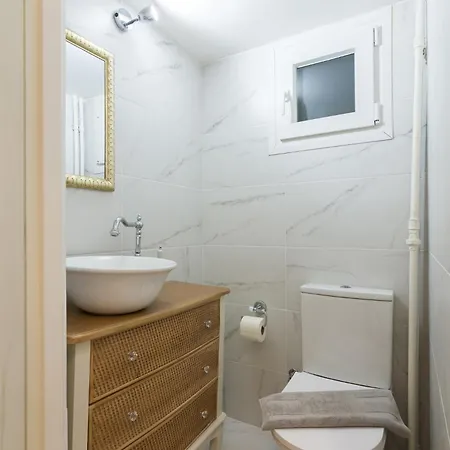 Tan Luxury In Center 78m2